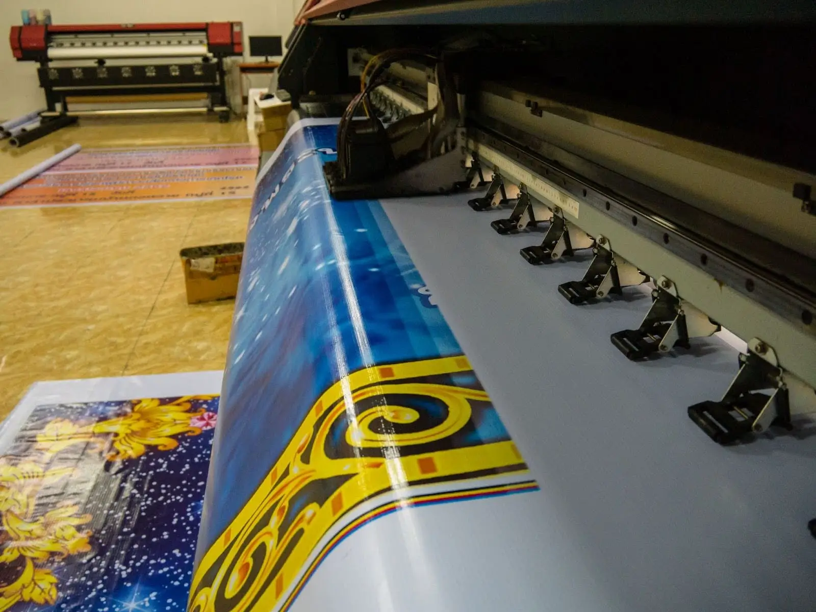 Read more about the article Benefits and Advantages of Sportswear Screen Printing